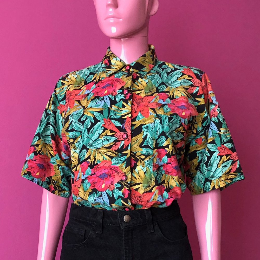 Vintage 80s/90s M Blouse Cotton Blend Tropical Floral Button Half Sleeve Collar